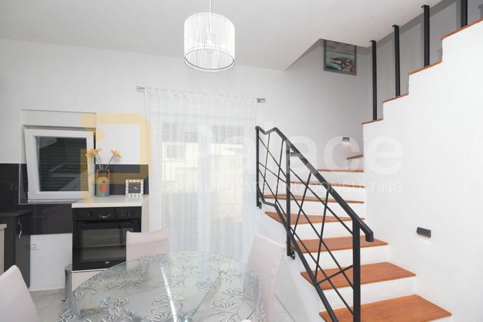 Image No.6-4 Bed House for sale