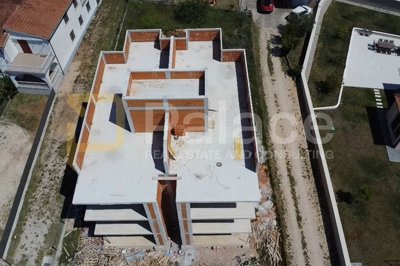 turanj-penthouse-s-pogledom-na-more-240-m2_2