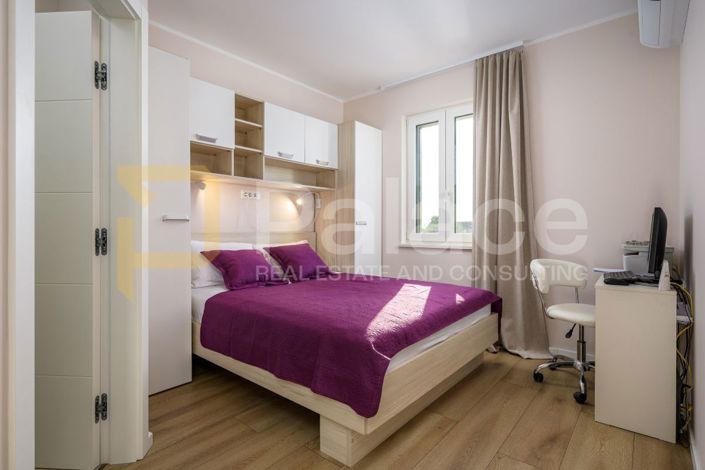 Image No.20-Appartement de 3 chambres à vendre à Porec
