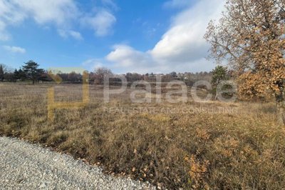 prodaje-se-gradjevinsko-zemljiste-1161m-u-tinjanu-idealno_8