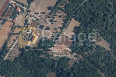 gradjevinsko-zemljiste-916-m-s-dozvolom-za-vilu-i-bazen-kod_7