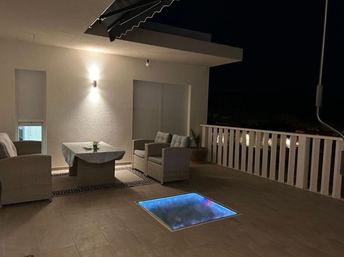 Image No.15-3 Bed Villa for sale