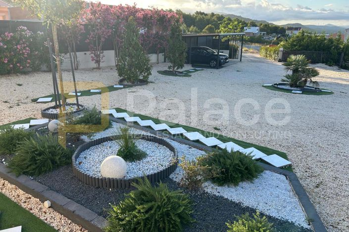Image No.23-3 Bed Villa for sale