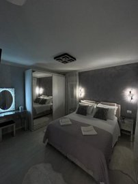 prekrasna-vila-s-uredjenom-okucnicom-u-bilicama_7