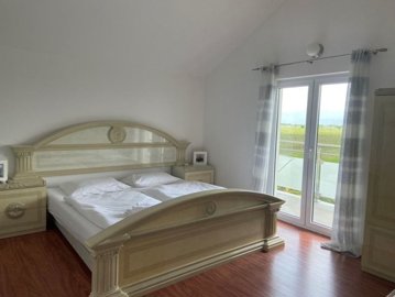 donji-vinjani-kuca-s-bazenom-i-velikom-okucnicom_6