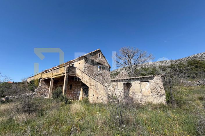 Image No.2-3 Bed House for sale