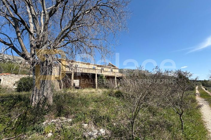 Image No.6-3 Bed House for sale
