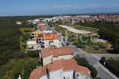 gradjevinsko-zemljiste-bili-brig-1171m2-pogled-na-more_1