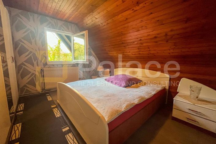 Image No.10-3 Bed House for sale