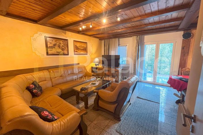 Image No.5-3 Bed House for sale