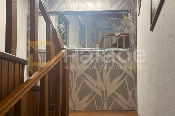 Image No.8-3 Bed House for sale