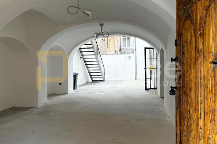 Image No.14-2 Bed Townhouse for sale
