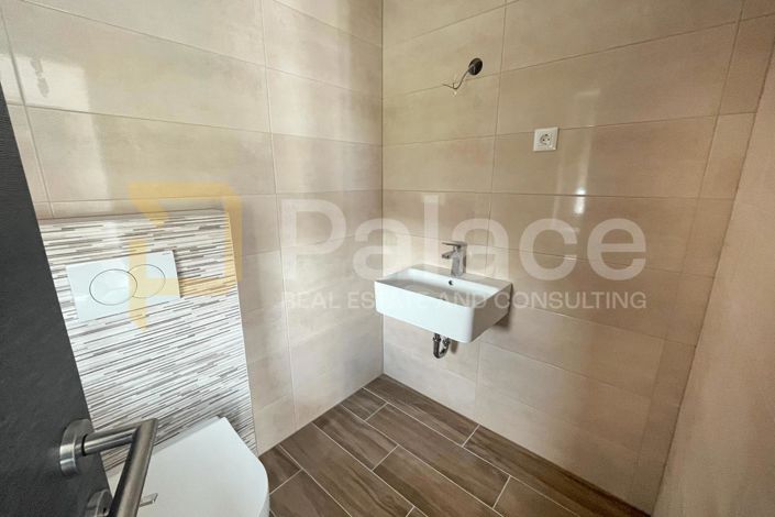 Image No.12-3 Bed Apartment for sale