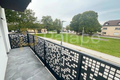 novogradnja-varazdin-3-soban-stan-8160-m2-centar_13
