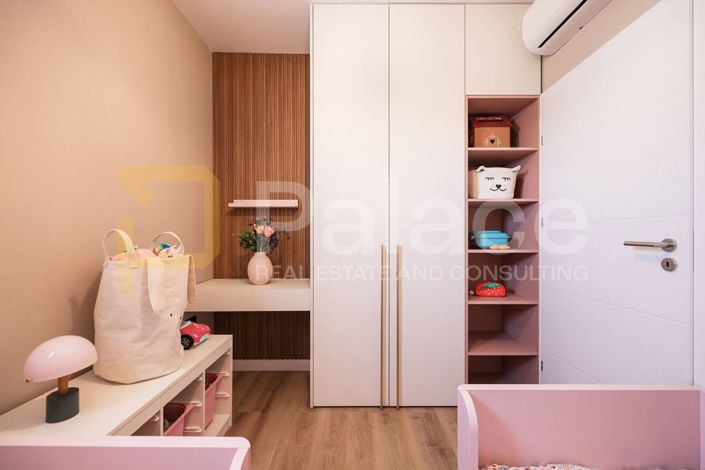Image No.10-3 Bed Apartment for sale
