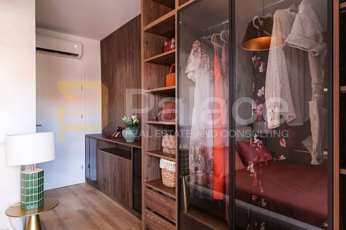 Image No.12-3 Bed Apartment for sale