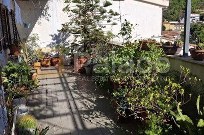 trosoban-stan-s-pogledom-na-more-95m2-31m2-terasa-dugi-rat_15