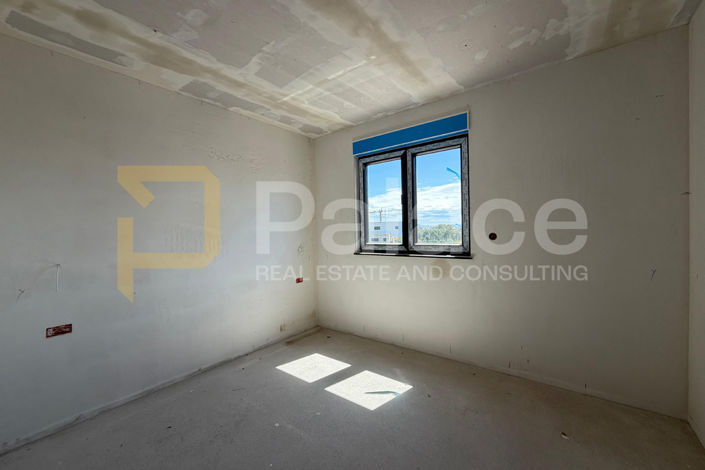 Image No.2-4 Bed Apartment for sale