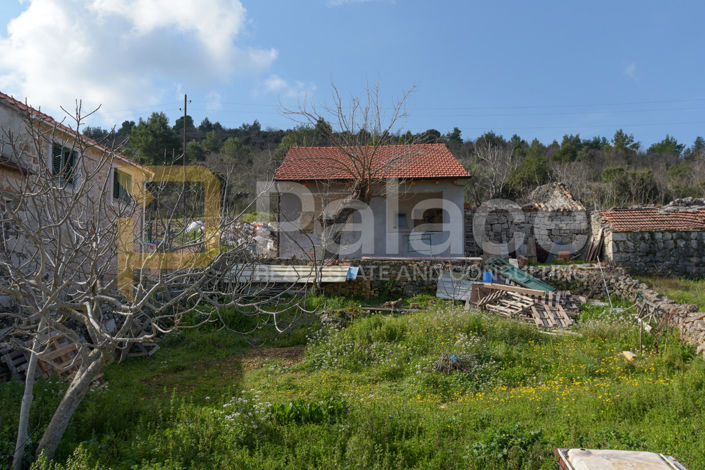 Image No.10-2 Bed House for sale