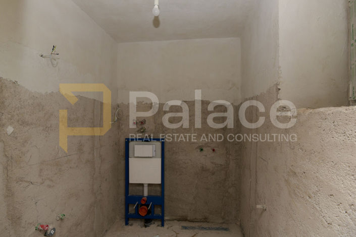 Image No.8-2 Bed House for sale