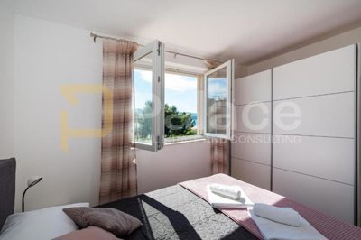 pridraga-dva-apartmana-u-prizemlju-50-m-od-mora_11
