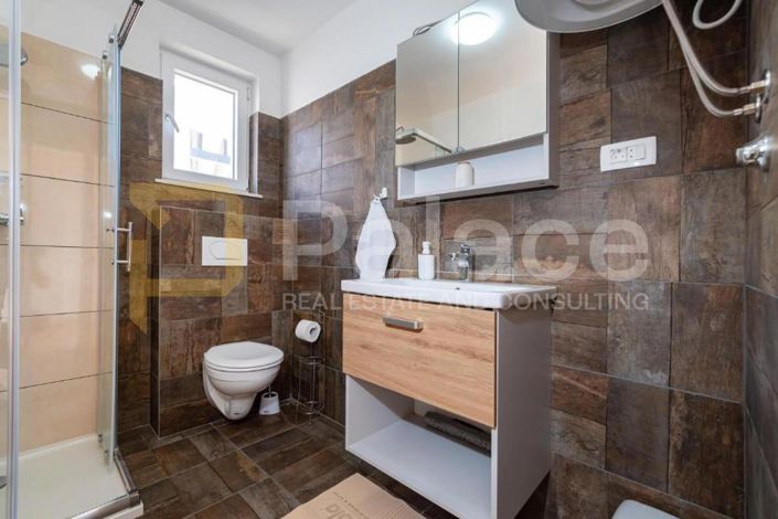 Image No.13-5 Bed Apartment for sale