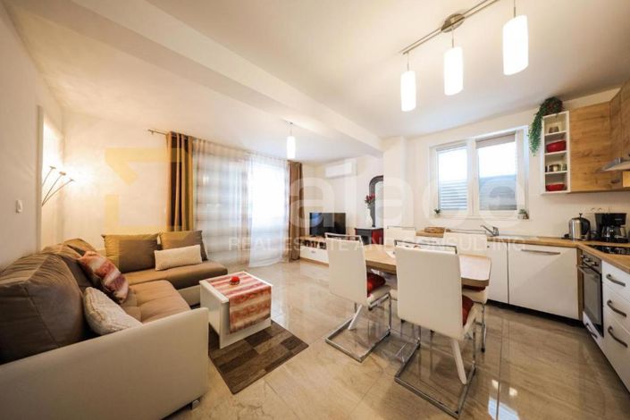 Image No.4-5 Bed Apartment for sale