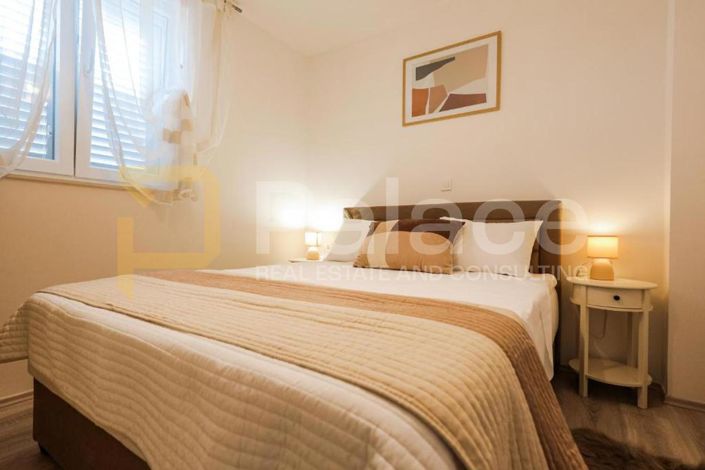 Image No.9-5 Bed Apartment for sale
