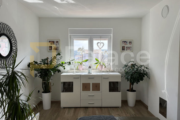 Image No.4-8 Bed Apartment for sale