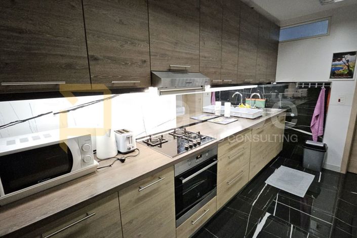 Image No.2-Appartement de 1 chambre à vendre à Split