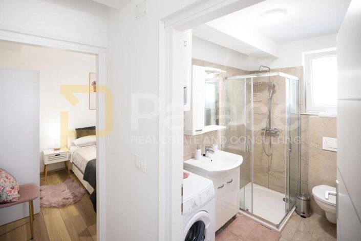 Image No.20-5 Bed House for sale