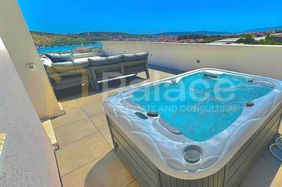 luksuzni-stan-55-m-s-privatnom-krovnom-terasom-i-jacuzzijem_10