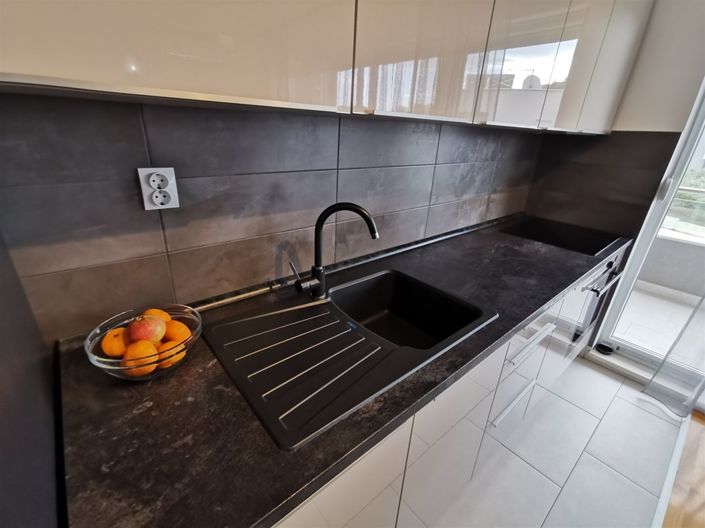Image No.11-2 Bed Apartment for sale