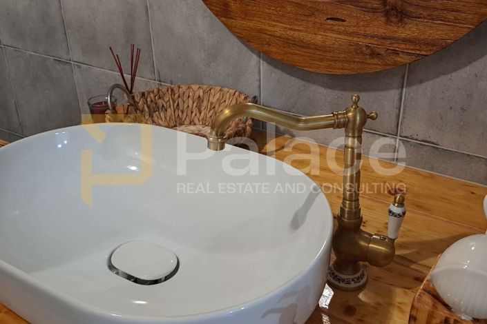 Image No.19-3 Bed House for sale