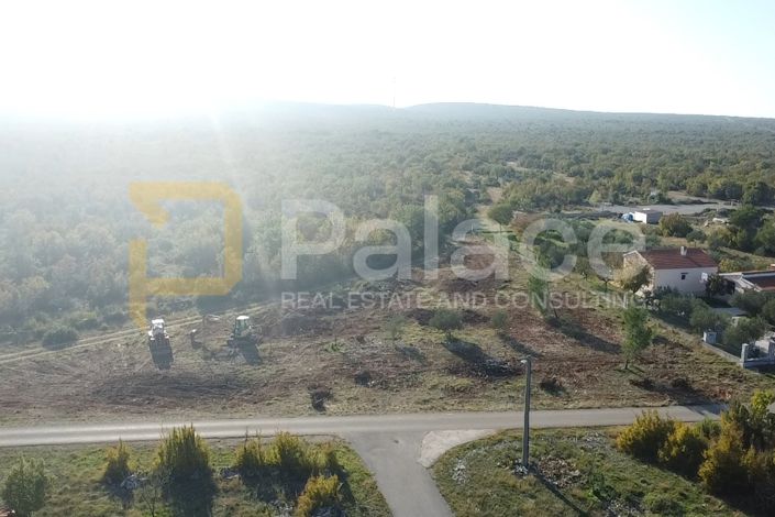 Image No.3-Terrain à vendre à Novigrad