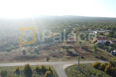 prilika-gradjevinsko-zemljiste-700m2-pridraga_2