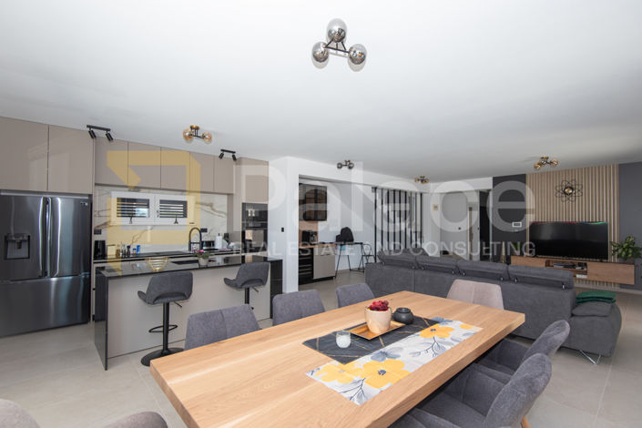 Image No.5-Casa con 4 dormitorios en venta