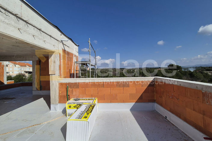 Image No.11-3 Bed Apartment for sale