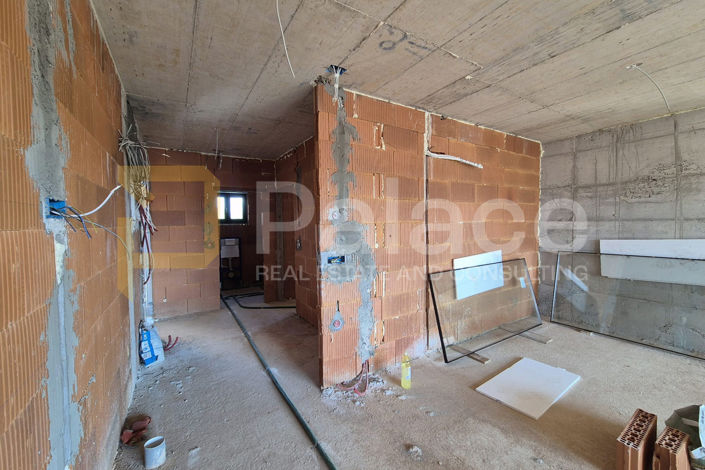 Image No.12-3 Bed Apartment for sale