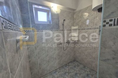 prilika-kuca-sa-dvije-stambene-jedinice-s-pogledom-na_6