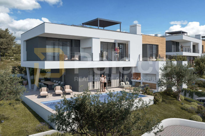 Image No.2-4 Bed Villa for sale