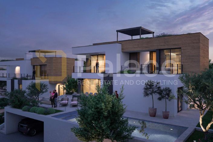 Image No.8-5 Bed Villa for sale