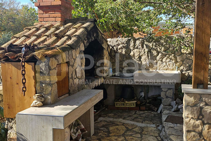 Image No.11-4 Bed House for sale