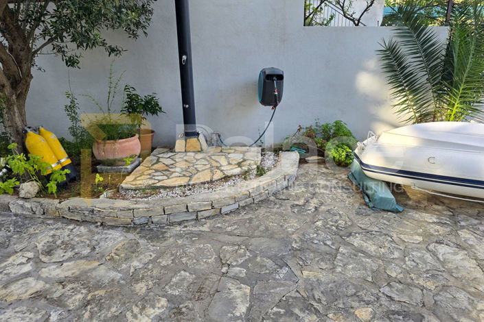 Image No.12-4 Bed House for sale