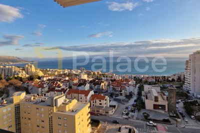 luksuzan-trosoban-stan-s-ocaravajucim-pogledom-na-more-i_8