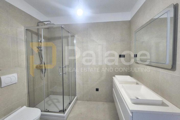 Image No.10-3 Bed Apartment for sale