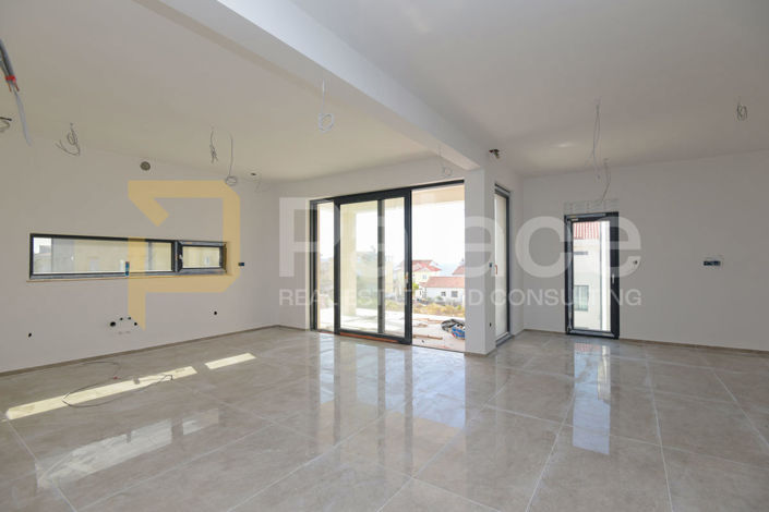 Image No.4-Appartement de 3 chambres à vendre à Zecevo Rogoznicko