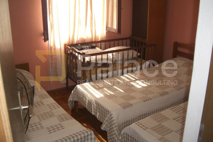 Image No.11-3 Bed House for sale