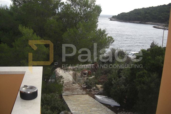 Image No.18-3 Bed House for sale