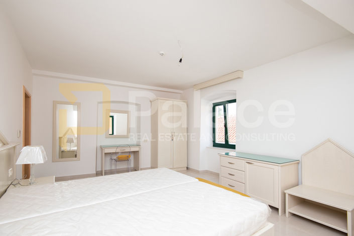 Image No.10-Commercial for sale